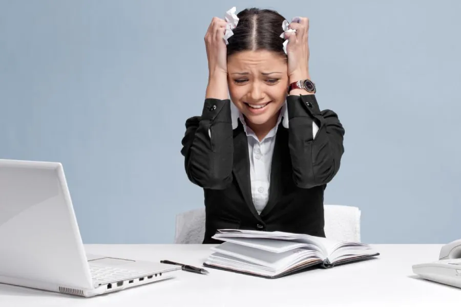 چه زمانی باید کمک تخصصی بگیریم؟